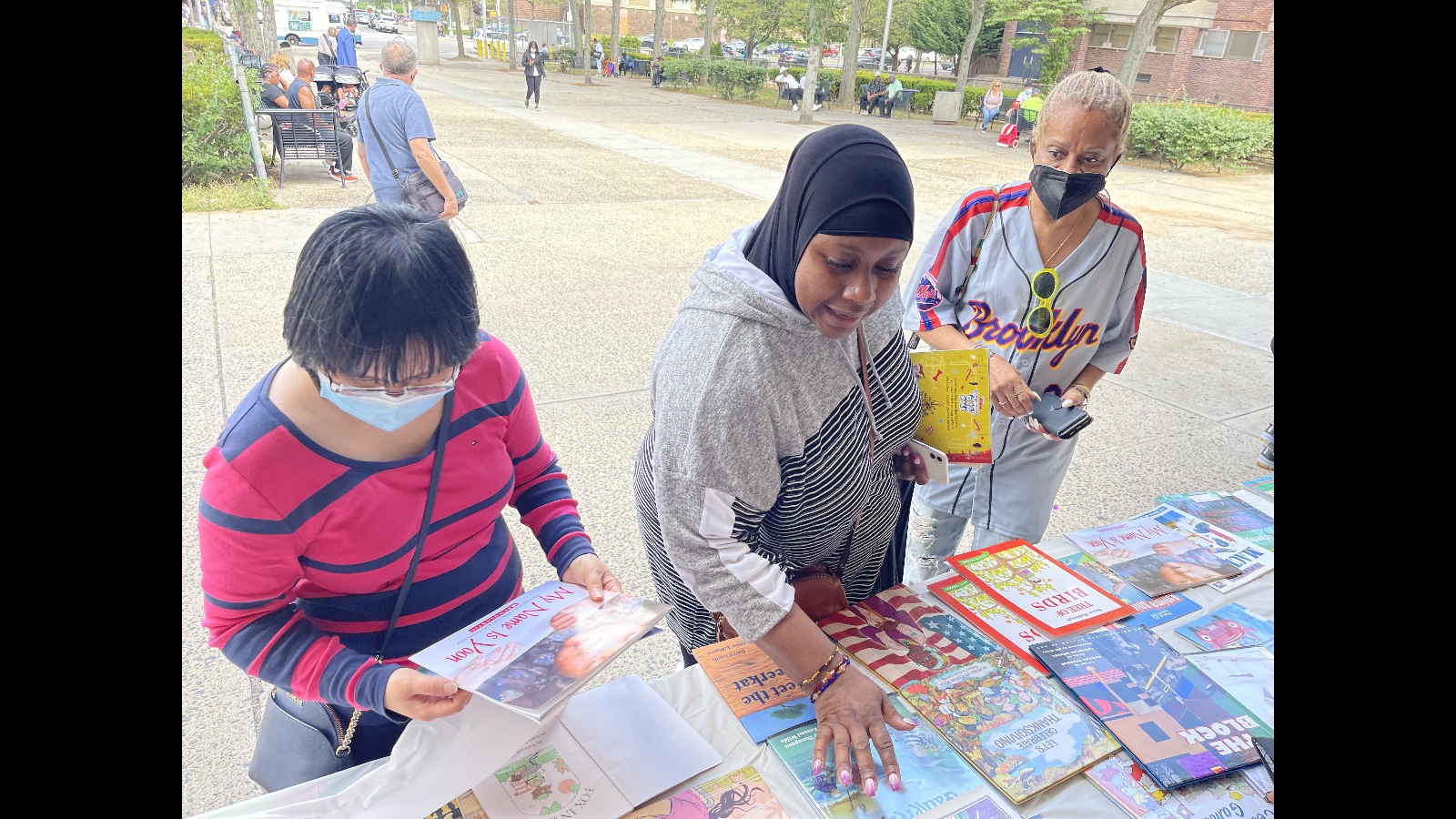 Parents Finding Books for Their Kids at ILD